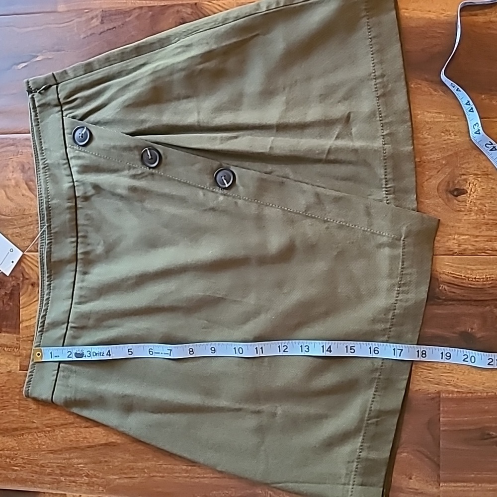 Banana Republic Khaki Green Faux Wrap Skirt with Button Accent - Picture 4 of 8